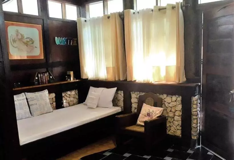 Hotelli Oldwoods By The Sea Nature Resort   Pangasinan