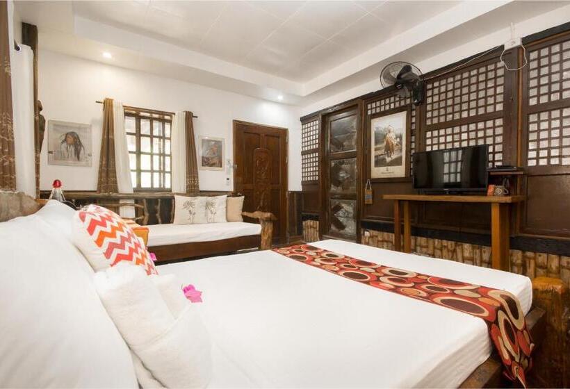 בית מלון כפרי Oldwoods By The Sea Nature Resort   Pangasinan