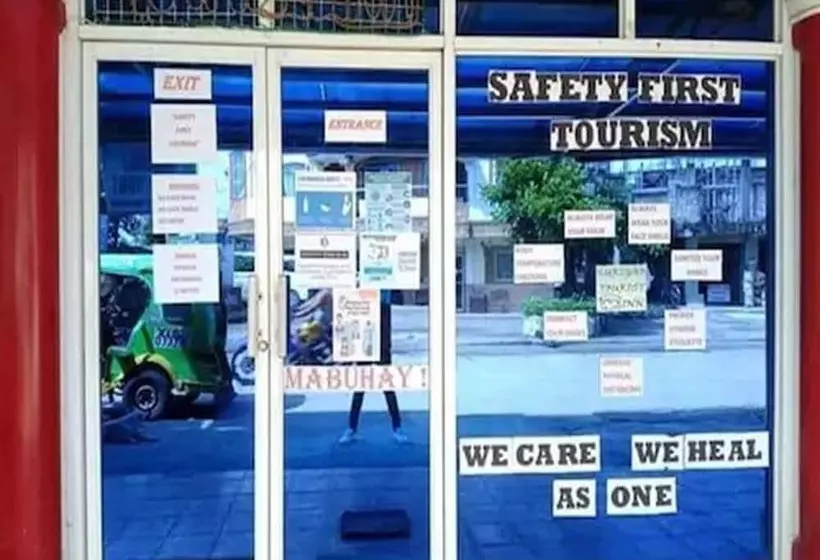 ホテル Surigao Tourist Inn Main