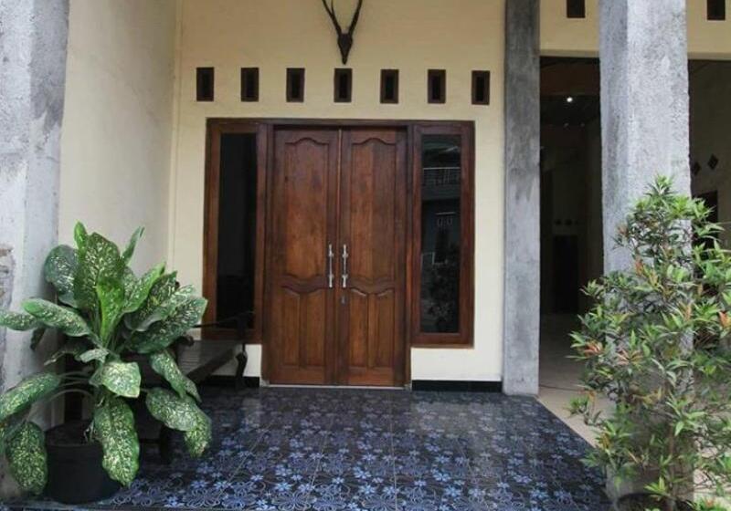 הוסטל Homestay Sekar Syariah