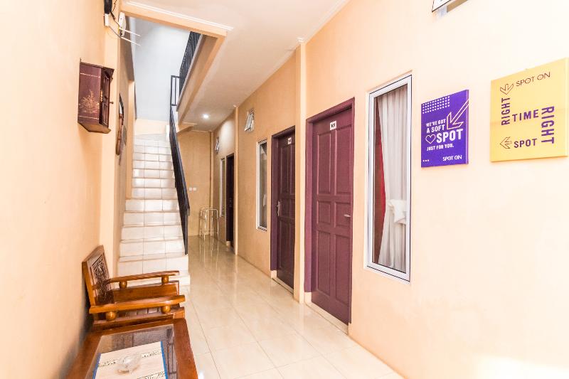 هاستل Spot On 2755 Zainab Homestay Syariah