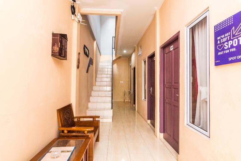 هاستل Spot On 2755 Zainab Homestay Syariah