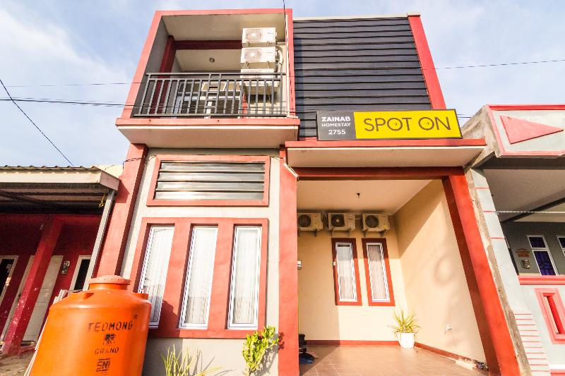 هاستل Spot On 2755 Zainab Homestay Syariah
