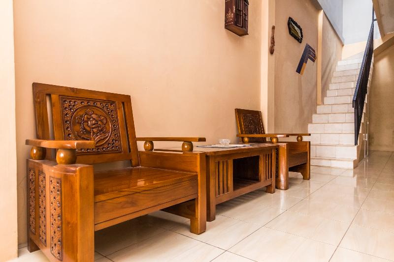 هاستل Spot On 2755 Zainab Homestay Syariah