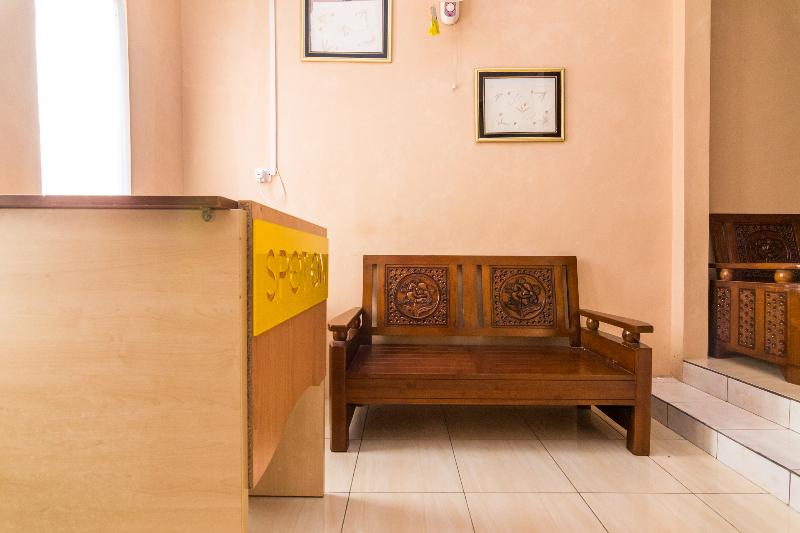 هاستل Spot On 2755 Zainab Homestay Syariah