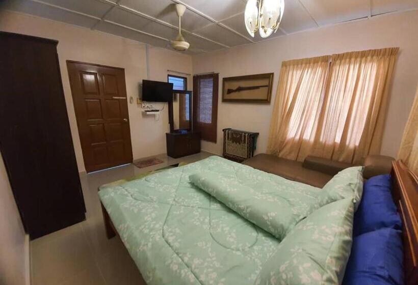 בית מלון כפרי Ali Imran