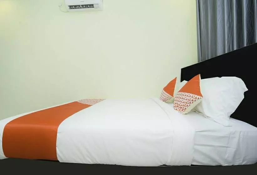 هتل Edelweiss Residence Syariah By Oyo Rooms