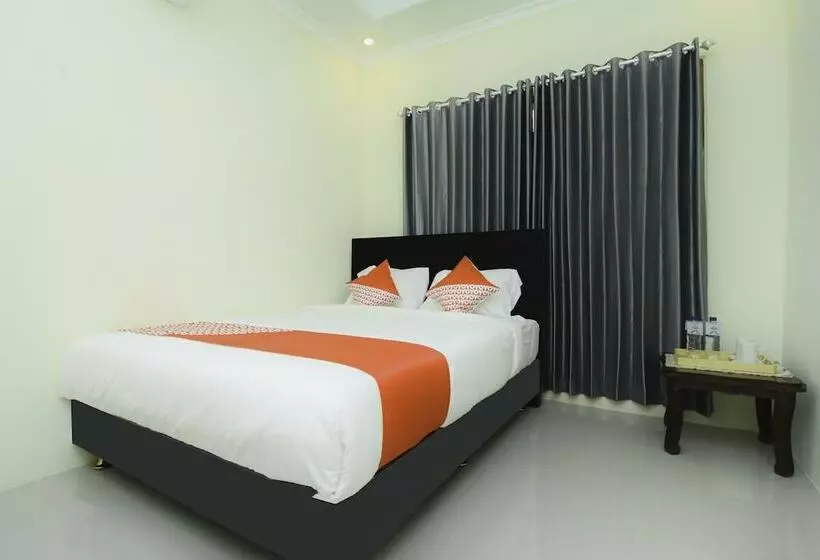 هتل Edelweiss Residence Syariah By Oyo Rooms