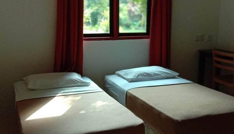 בית מלון כפרי Lembin Village Sdn Bhd