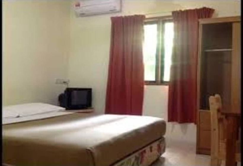 בית מלון כפרי Lembin Village Sdn Bhd