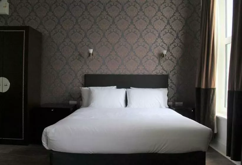 Park Hotel & Apartments