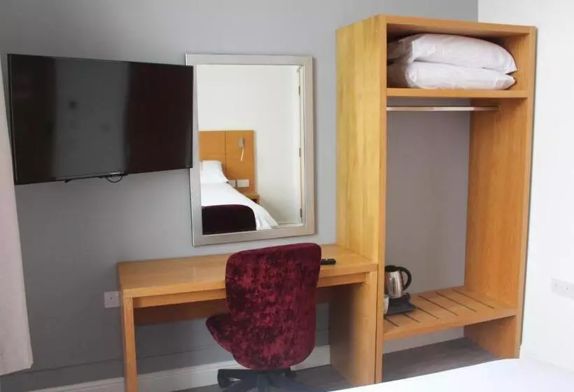 Park Hotel & Apartments