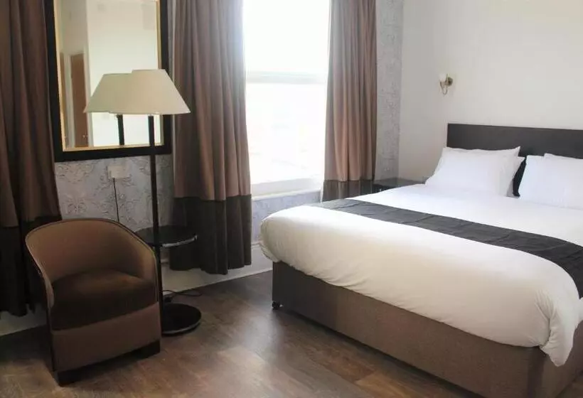 Park Hotel & Apartments