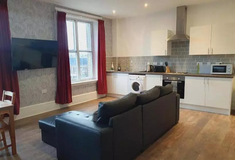 Park Hotel & Apartments