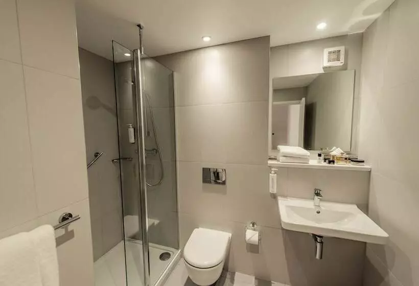 Hotelli Premier Suites Reading