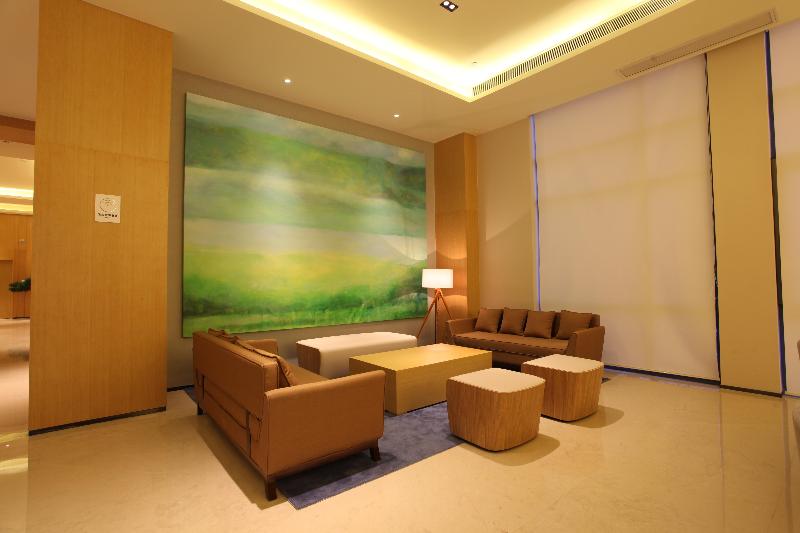 Ji Hotel Shanghai Fengxian South Bridge