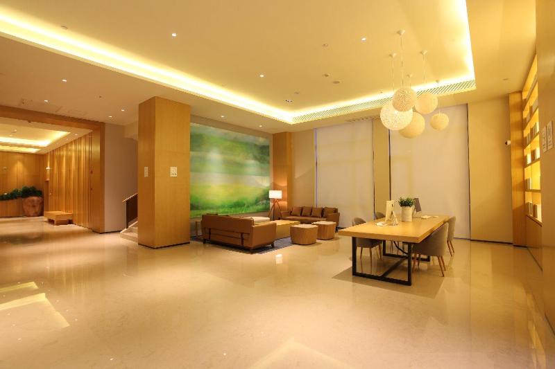 Ji Hotel Shanghai Fengxian South Bridge