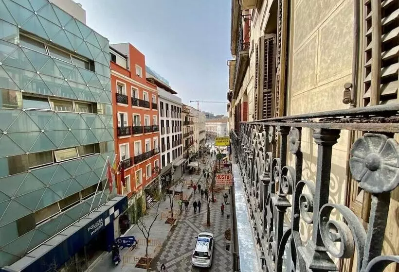 پانسیون Montera Center Madrid