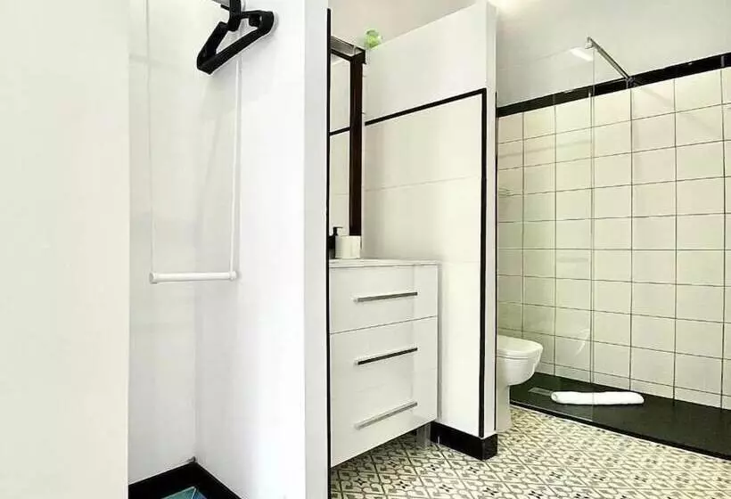 پانسیون Montera Center Madrid