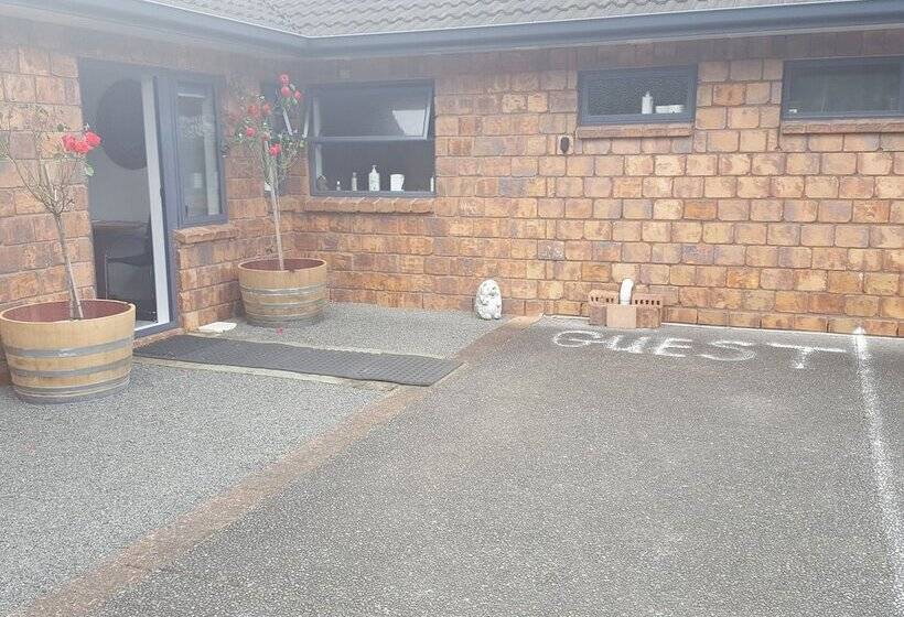 Пансион Westridge Dales