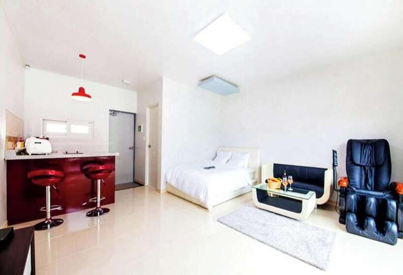 Tongyeong Hue Spa Pension