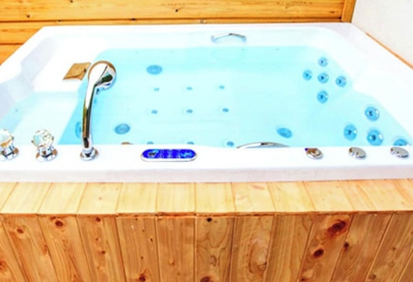 Tongyeong Hue Spa Pension