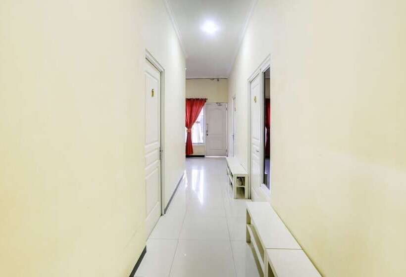 هتل Griya Loka 1 Syariah Near Rsud Dr Kariadi Mitra Reddoorz