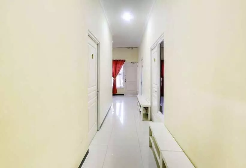 ホテル Griya Loka 1 Syariah Near Rsud Dr Kariadi Mitra Reddoorz