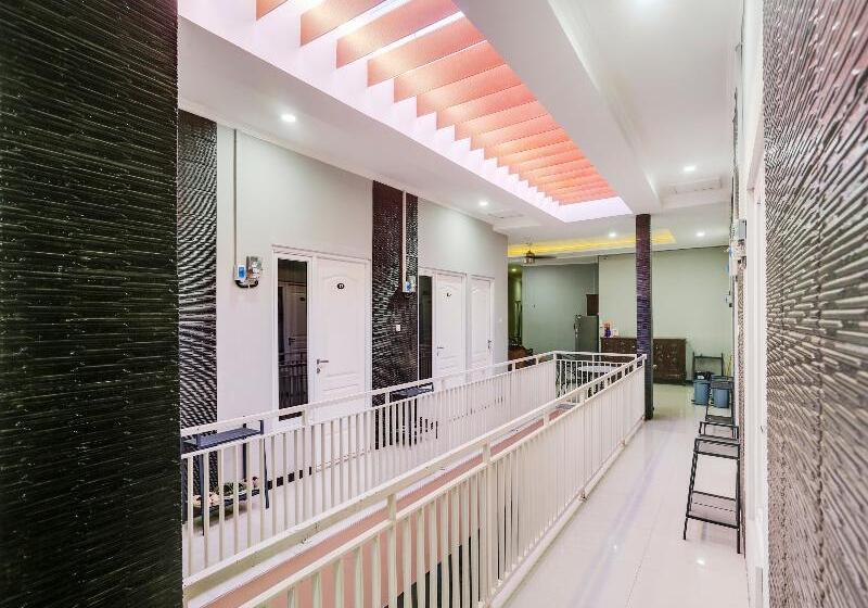 هتل Griya Loka 1 Syariah Near Rsud Dr Kariadi Mitra Reddoorz