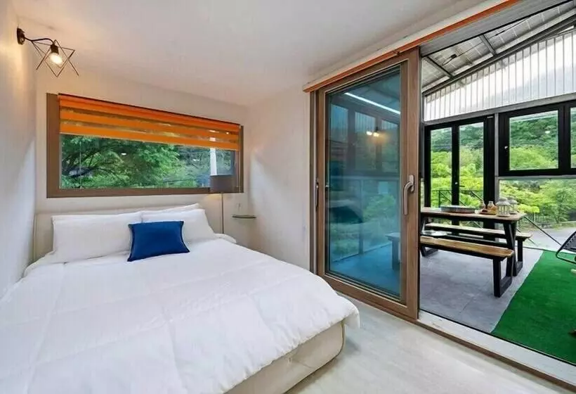 ホテル Maidu Pension