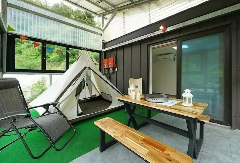 ホテル Maidu Pension