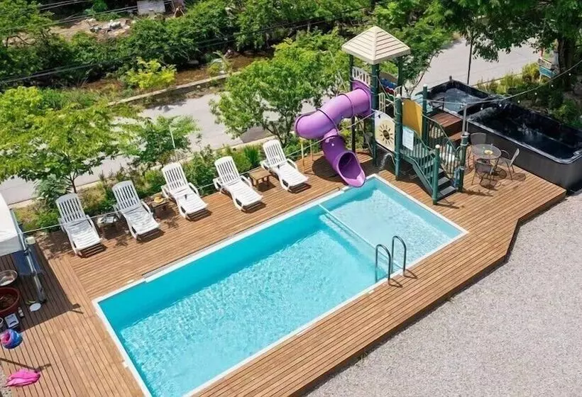 ホテル Maidu Pension