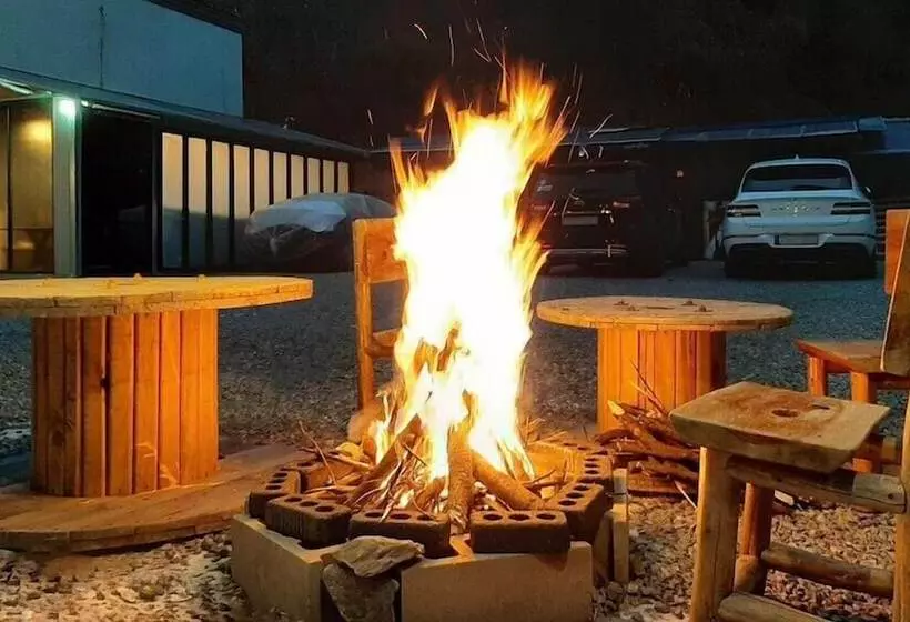 ホテル Maidu Pension