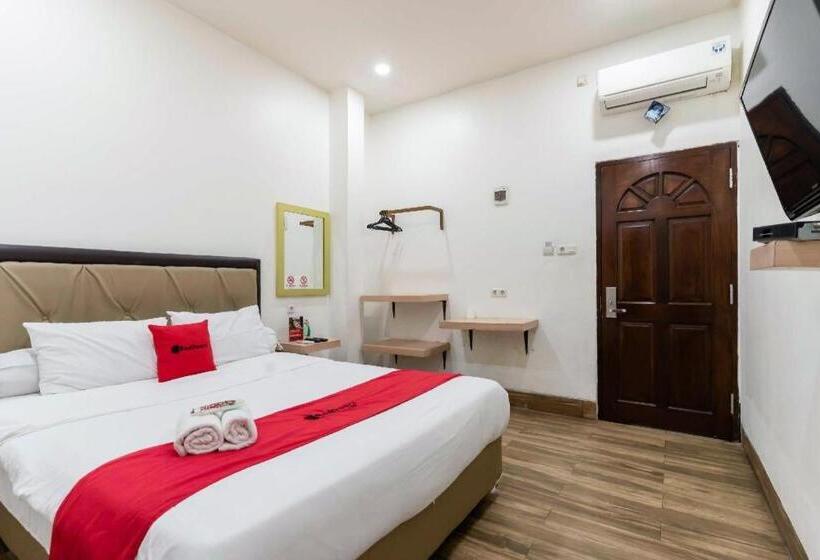 Hotel Reddoorz Plus @ Jalan Veteran Palembang