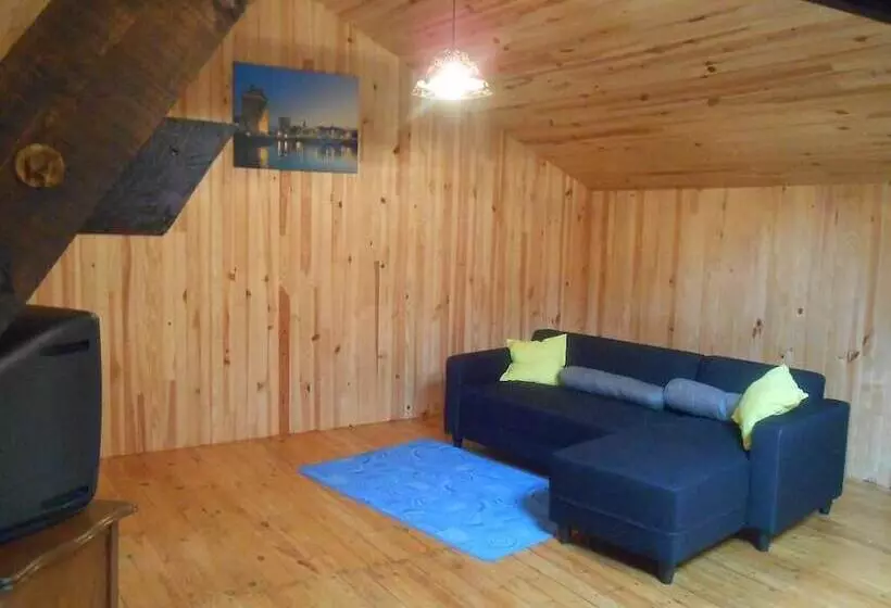 Hotelli Gite Vacances En Auvergne