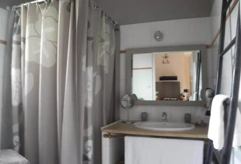 هتل à La Petite Maison