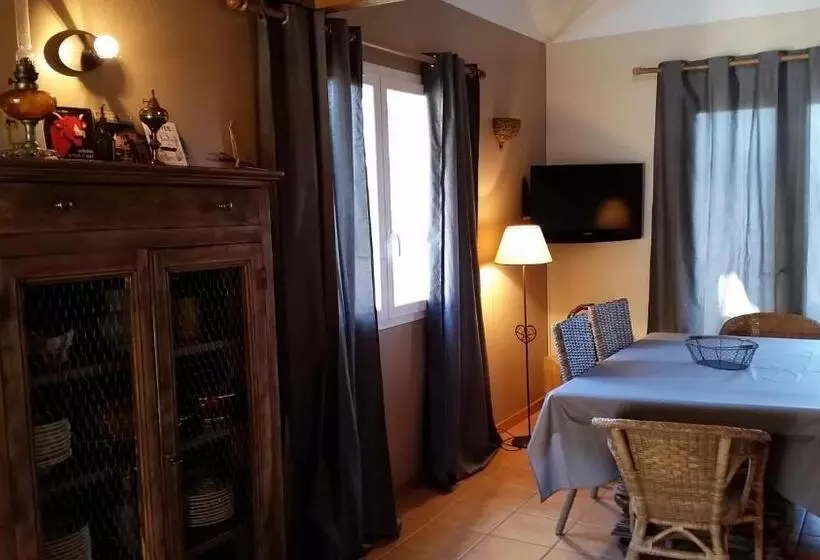 هتل à La Petite Maison