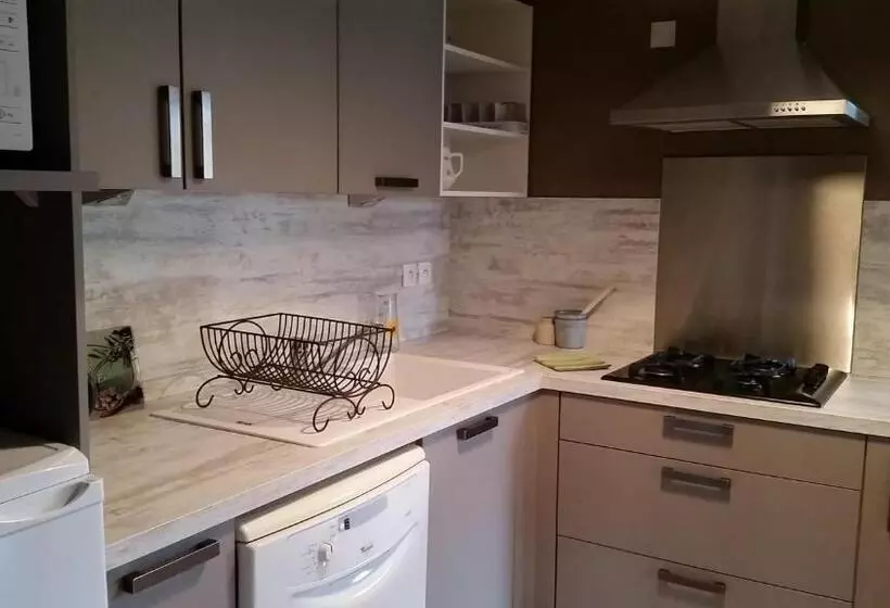 هتل à La Petite Maison