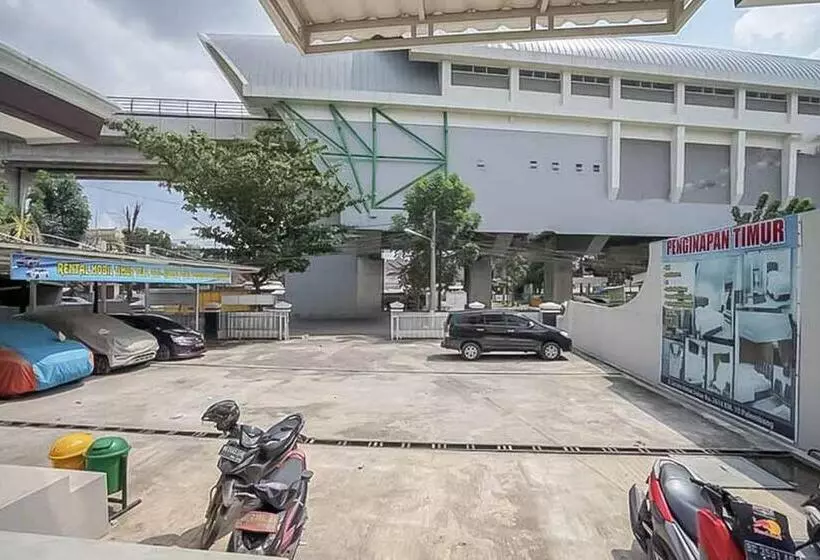 هتل Reddoorz Plus Near Palembang Airport 3