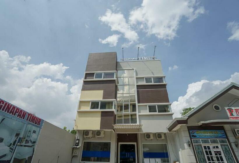 Hotel Reddoorz Plus Near Palembang Airport 3