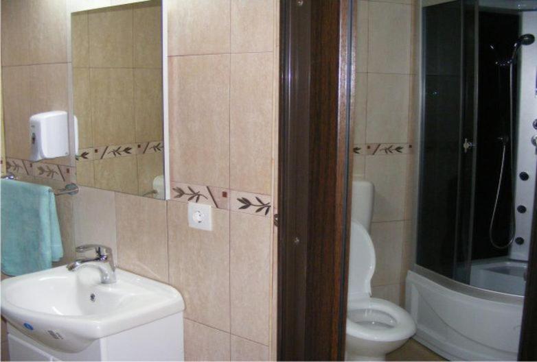 هاستل Pensiunea Mirela Peștera Urșilor