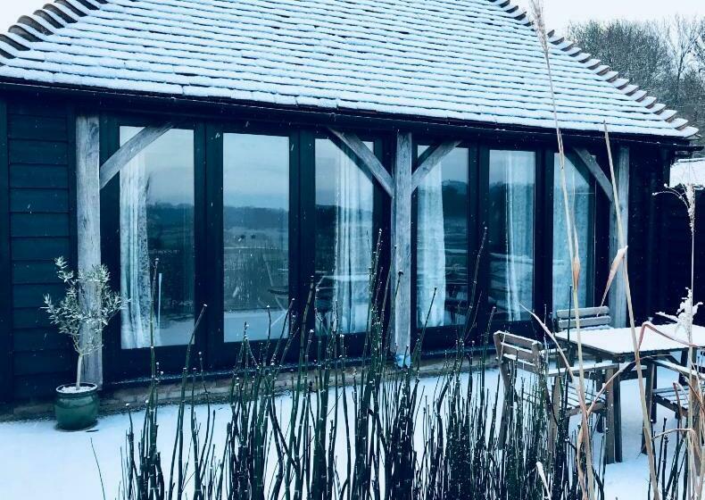 مبيت وإفطار The Cow Hide