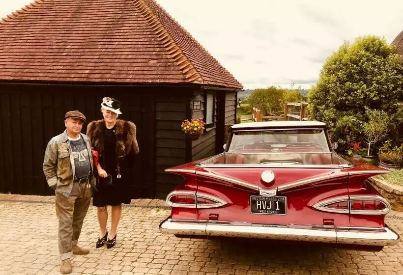 Aamiaismajoitus (B&B) The Cow Hide