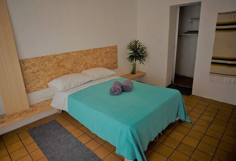 Отель Almacen 1 2 3