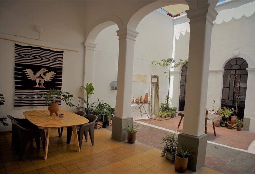 Отель Almacen 1 2 3