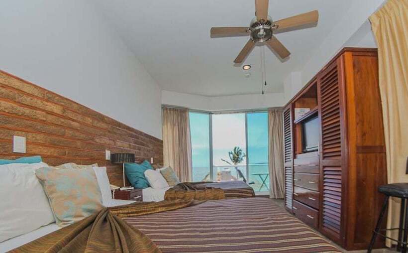 Отель Boutique Suites Nadia Bucerias