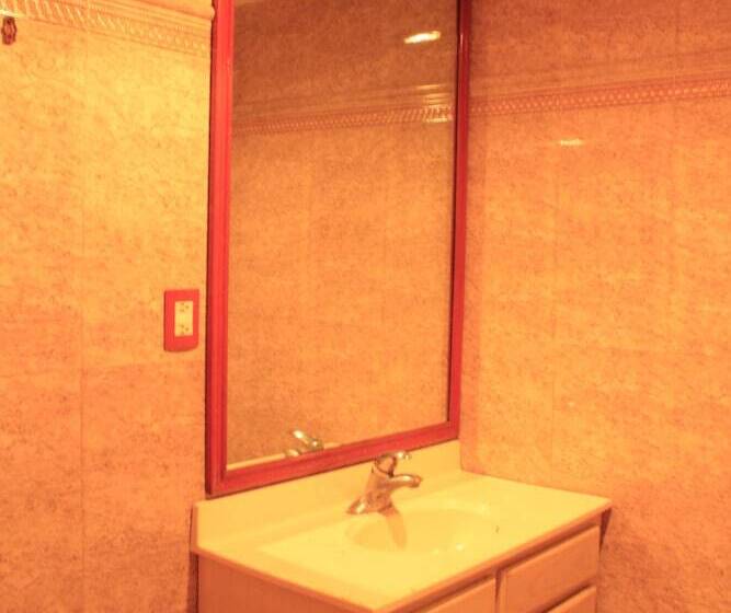 酒店 Los Coloniales De Reynosa