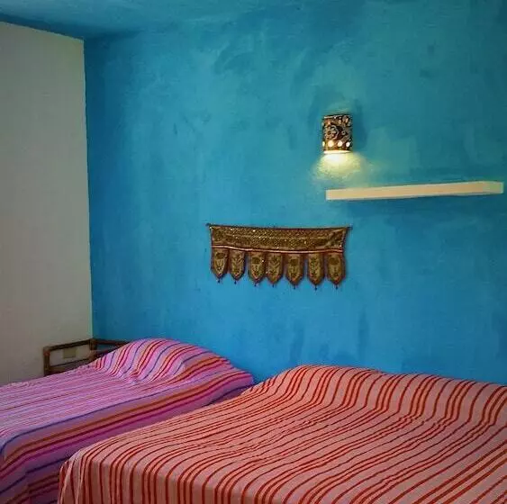 Hotelli Mangrove Inn Akumal