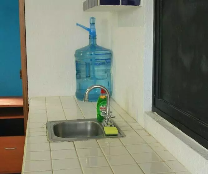 Hotelli Mangrove Inn Akumal