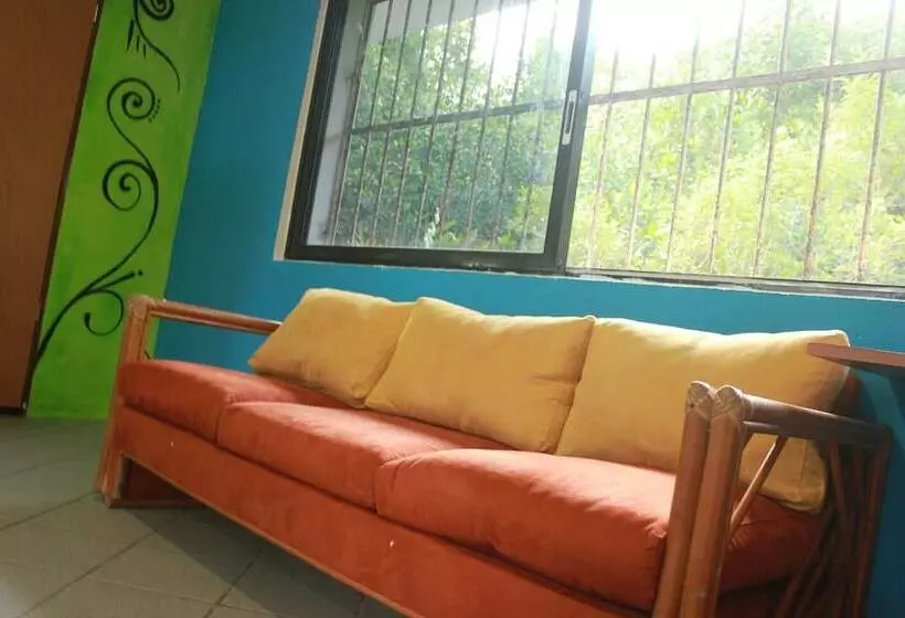 Hotelli Mangrove Inn Akumal